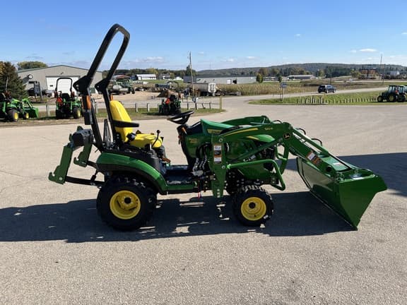 Image of John Deere 1025R equipment image 1