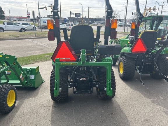 Image of John Deere 1025R equipment image 3