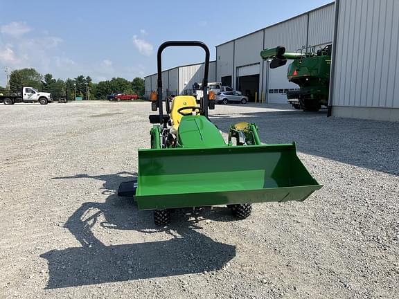 Image of John Deere 1025R equipment image 4