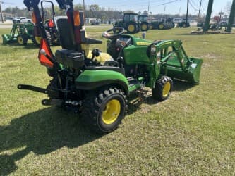 Image of John Deere 1025R equipment image 3