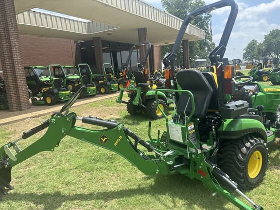 Image of John Deere 1025R equipment image 1