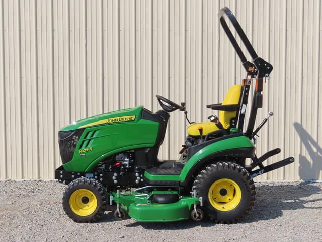 Image of John Deere 1025R equipment image 2