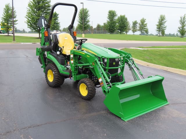 Image of John Deere 1025R equipment image 3