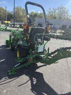 Image of John Deere 1025R equipment image 2