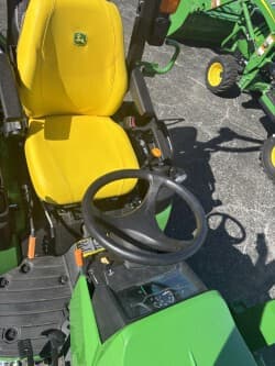 Image of John Deere 1025R equipment image 1