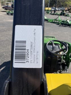 Image of John Deere 1025R equipment image 3