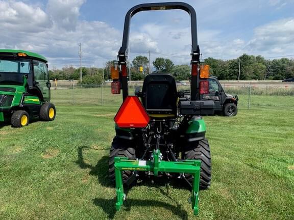 Image of John Deere 1025R equipment image 2