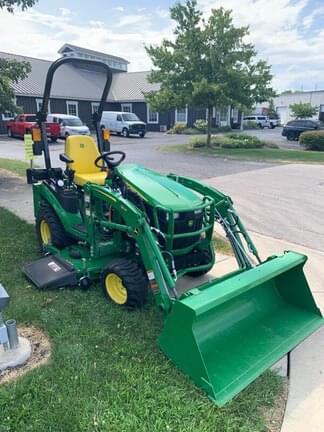 Image of John Deere 1025R equipment image 4