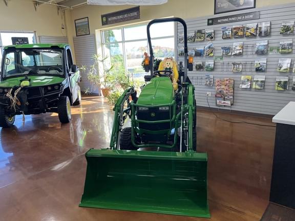 Image of John Deere 1025R equipment image 4
