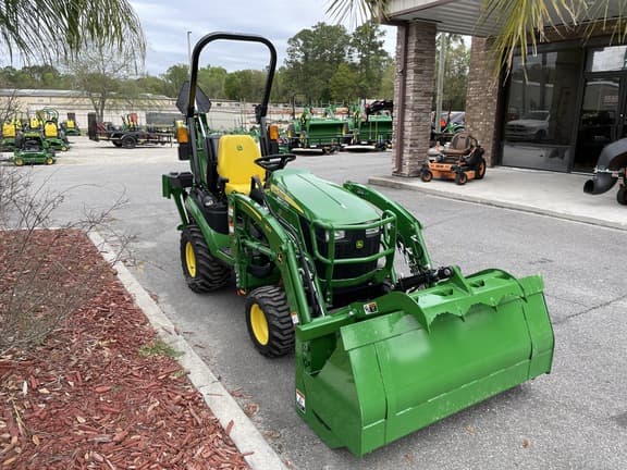 Image of John Deere 1025R equipment image 3