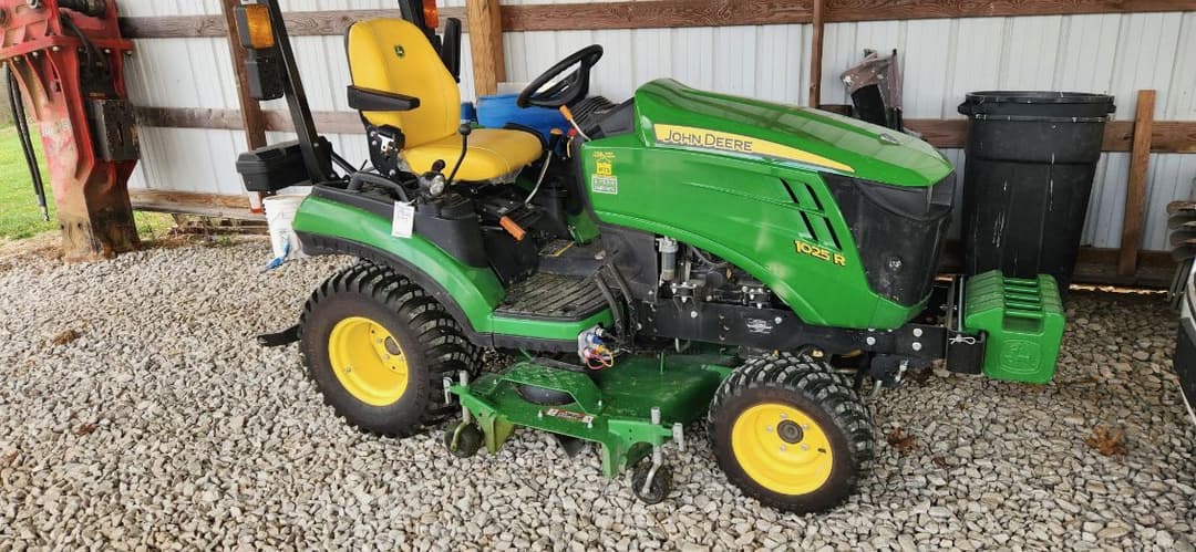 Image of John Deere 1025R Primary image