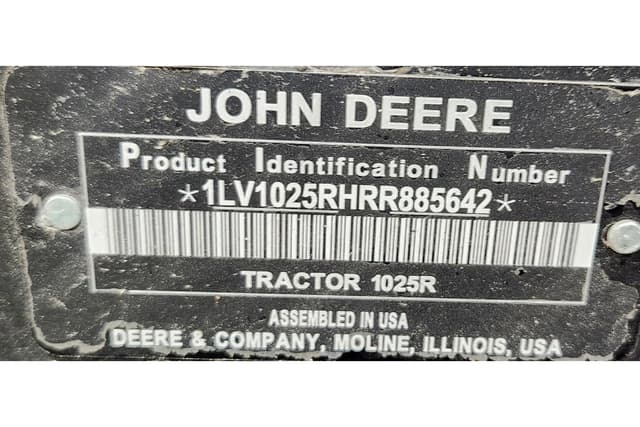 Image of John Deere 1025R equipment image 2