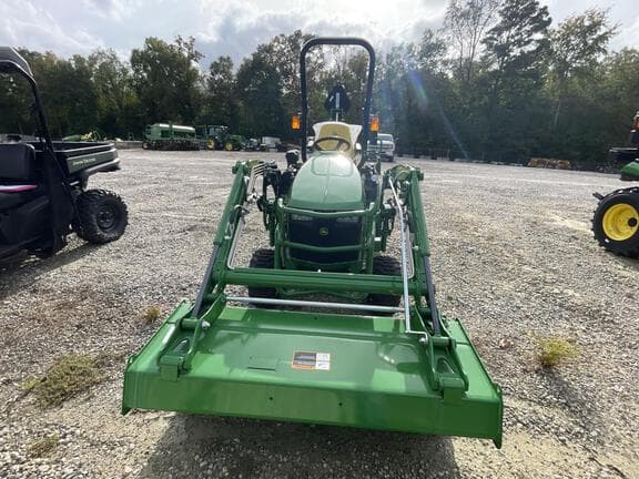 Image of John Deere 1025R equipment image 2