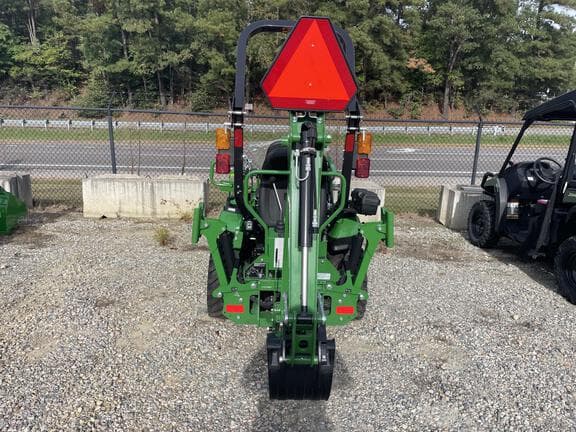 Image of John Deere 1025R equipment image 3