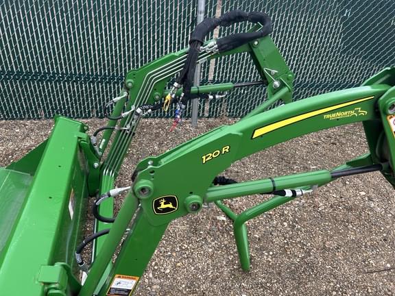 Image of John Deere 120R equipment image 2