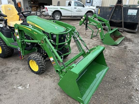Image of John Deere 120R Image 0