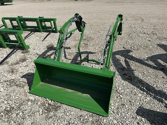 Image of John Deere 120R equipment image 2