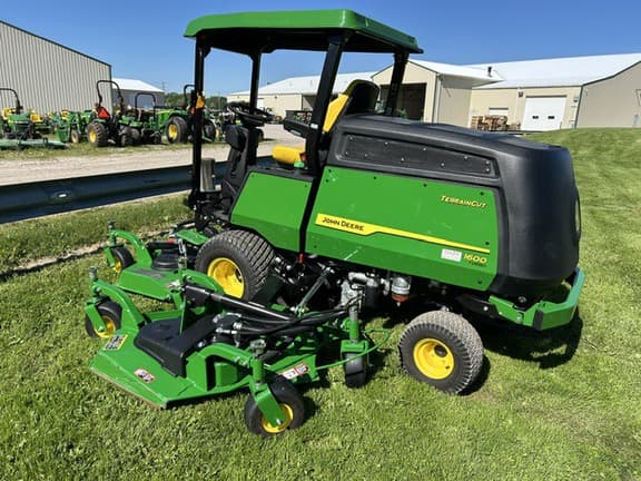 Image of John Deere 1600 Turbo equipment image 2