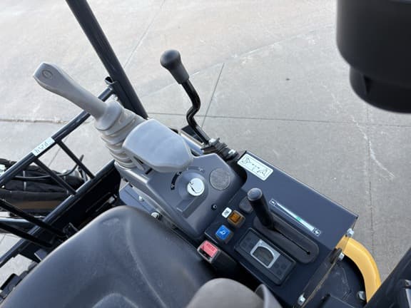 Image of John Deere 17P equipment image 4