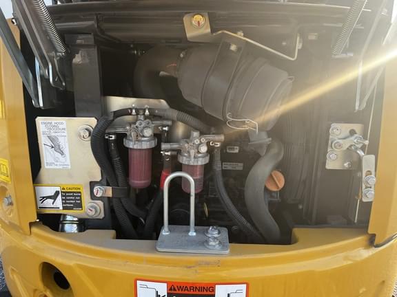 Image of John Deere 17P equipment image 2