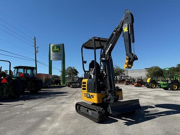 Image of John Deere 17P equipment image 3