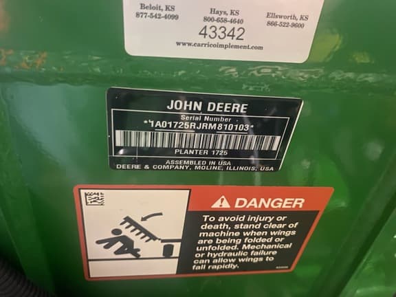 Image of John Deere 1725 equipment image 2