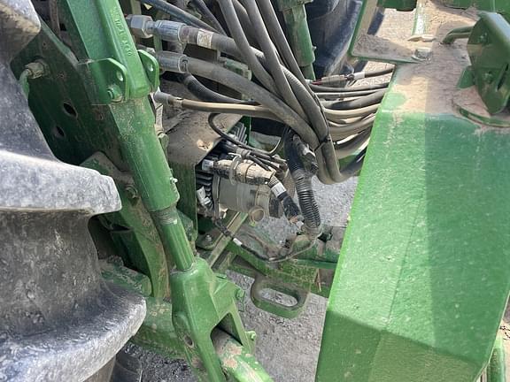 Image of John Deere 1775 equipment image 2