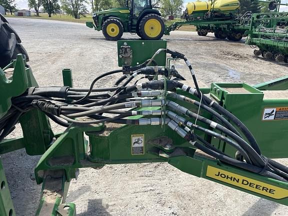 Image of John Deere 1775 equipment image 1