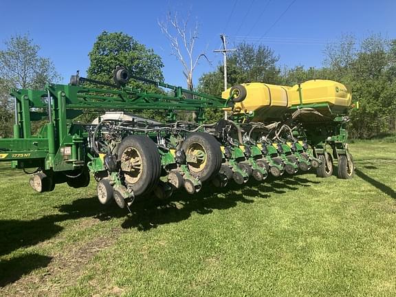 Image of John Deere 1775 Primary image