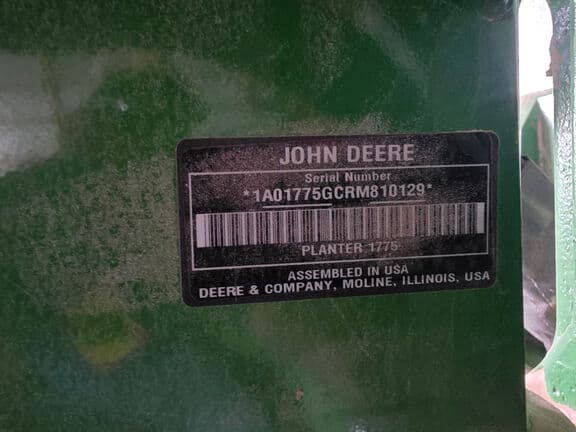 Image of John Deere 1775 equipment image 2