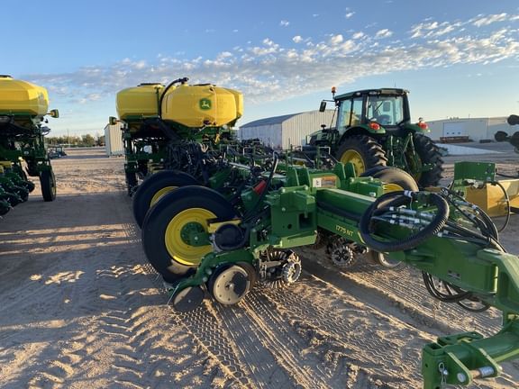 2025 John Deere 1775 Image