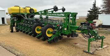 Main image John Deere 1775