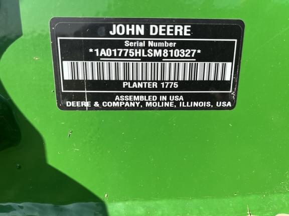 Image of John Deere 1775 equipment image 2