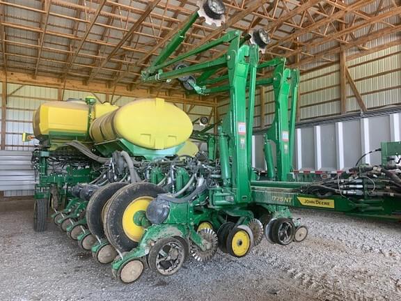 Image of John Deere 1775 Primary image
