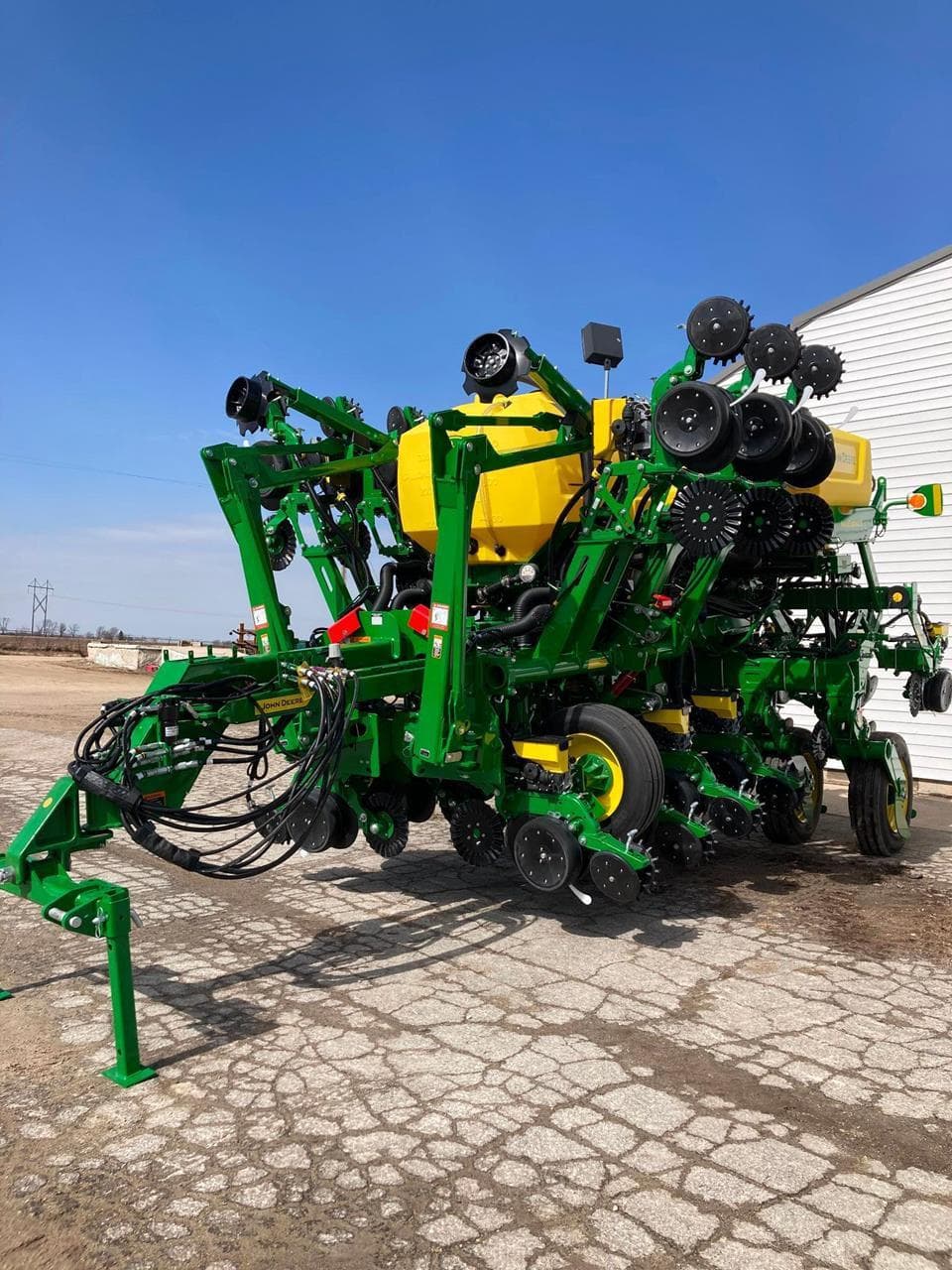 Image of John Deere 1795 Primary image