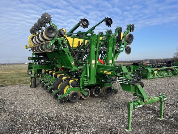Main image John Deere 1795