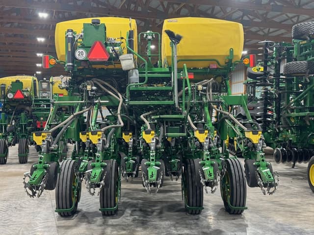 Image of John Deere 1795 equipment image 3