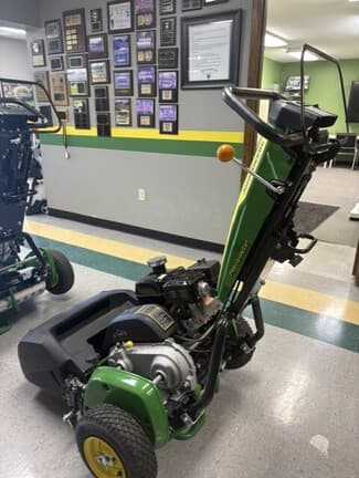 Image of John Deere 180SL equipment image 2