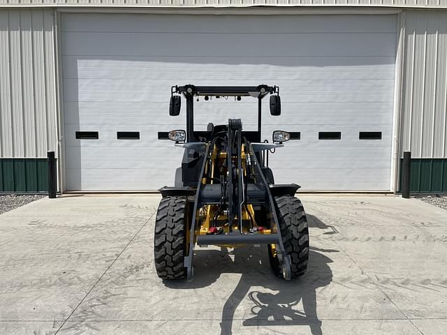 Image of John Deere 184G equipment image 1