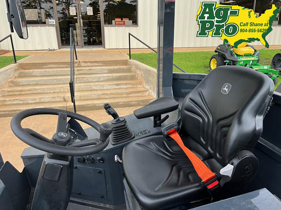Image of John Deere 184G equipment image 4
