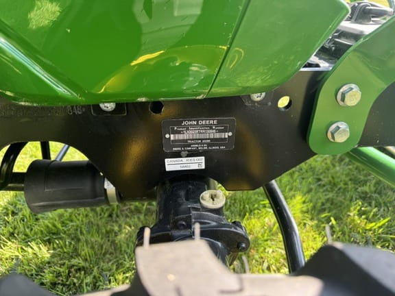 2025 John Deere 2025R Equipment Image0