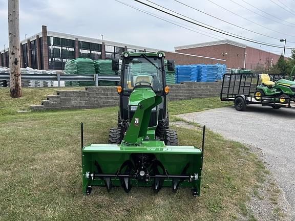 Image of John Deere 2025R equipment image 1