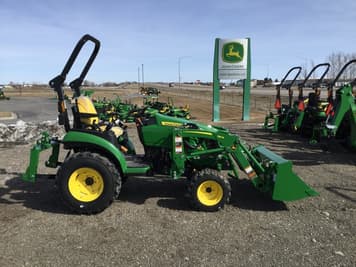 Main image John Deere 2025R