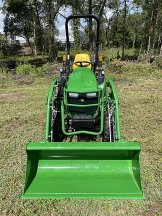 Image of John Deere 2025R equipment image 3