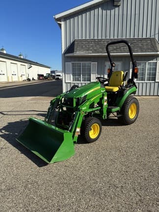 Image of John Deere 2025R Primary image