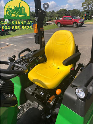 Image of John Deere 2025R equipment image 4