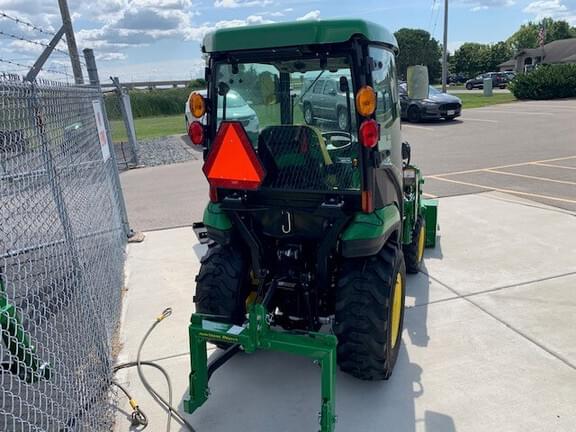 Image of John Deere 2025R equipment image 2