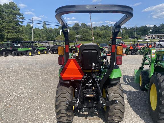 Image of John Deere 2025R equipment image 3