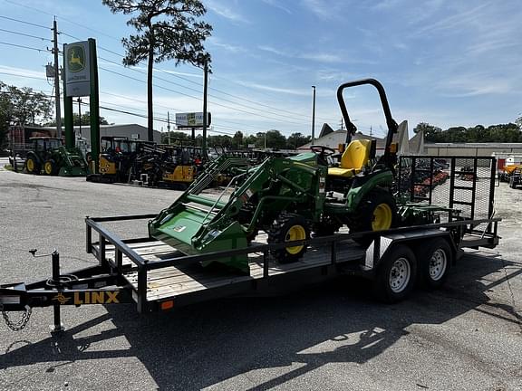 Image of John Deere 2025R equipment image 1