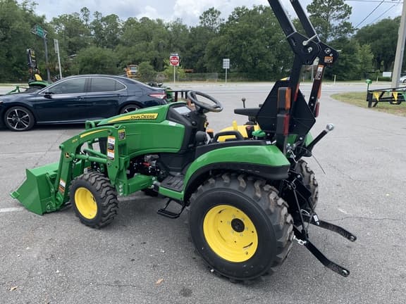 Image of John Deere 2025R equipment image 2